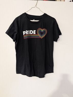 Black PRIDE Short Sleeve Tee with Rainbow Heart Graphic